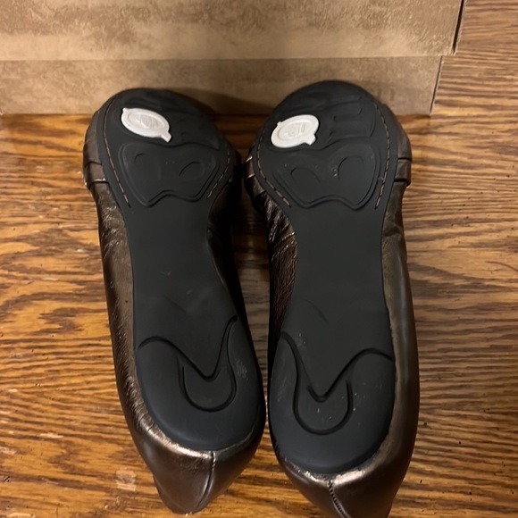 Born Molly flats in Bronze - Picture 8 of 10